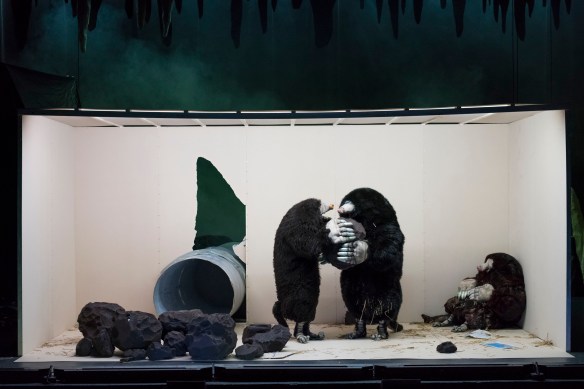 Philippe Quesne - La nuit des taupes (Welcome to Caveland!)