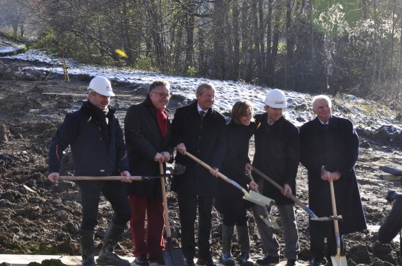 freude-2-spatenstich-vollzug