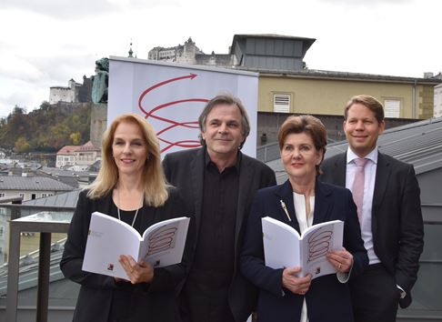 Jahrespressekonferenz Salzburger Festspiele 2017 Bettina Hering (Leitung Schauspiel), Markus Hinterhäuser (Intendant), Helga Rabl-Stadler (Festspielpräsidentin), Florian Wiegand (Leitung Konzert) © Salzburger Festspiele/Anne Zeuner