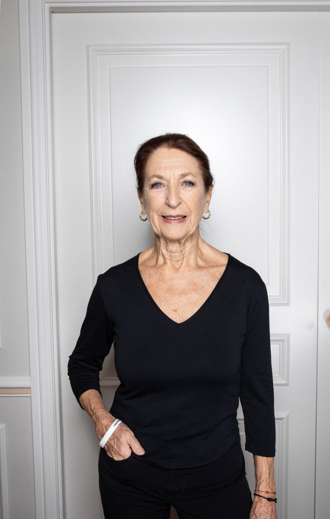 „Jedermann ist Salzburgs Ritual – und zugleich Spiegel unserer Gegenwart. Zwischen Tradition und Neuinterpretation entfacht Philipp Hochmair einen Moment, der zeigt: Das Spiel lebt, heute mehr denn je.“